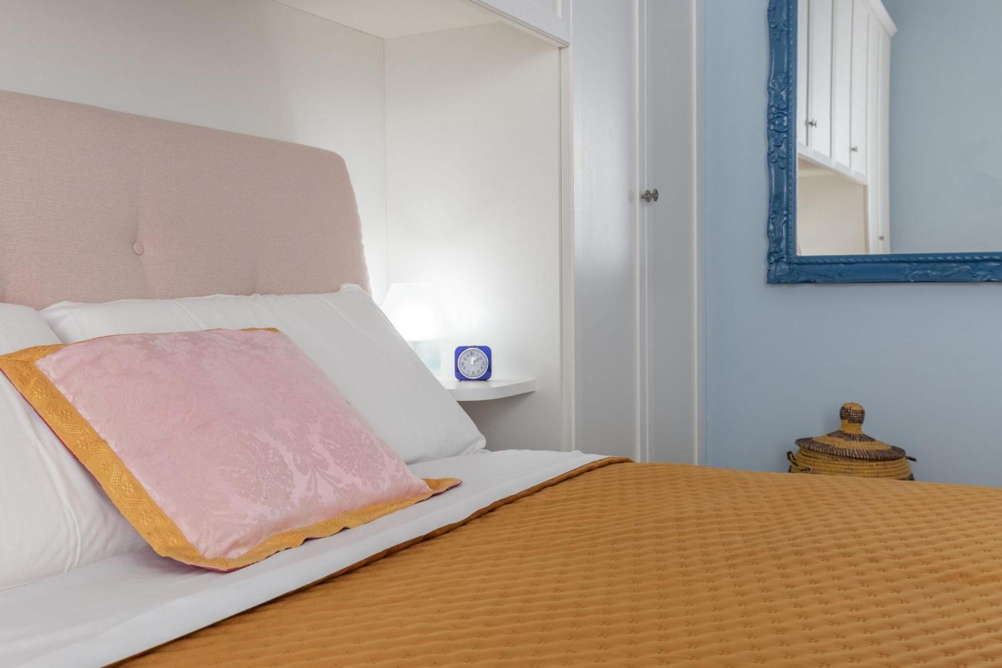 Italian Experience- Ancona City Apartment ภายนอก รูปภาพ
