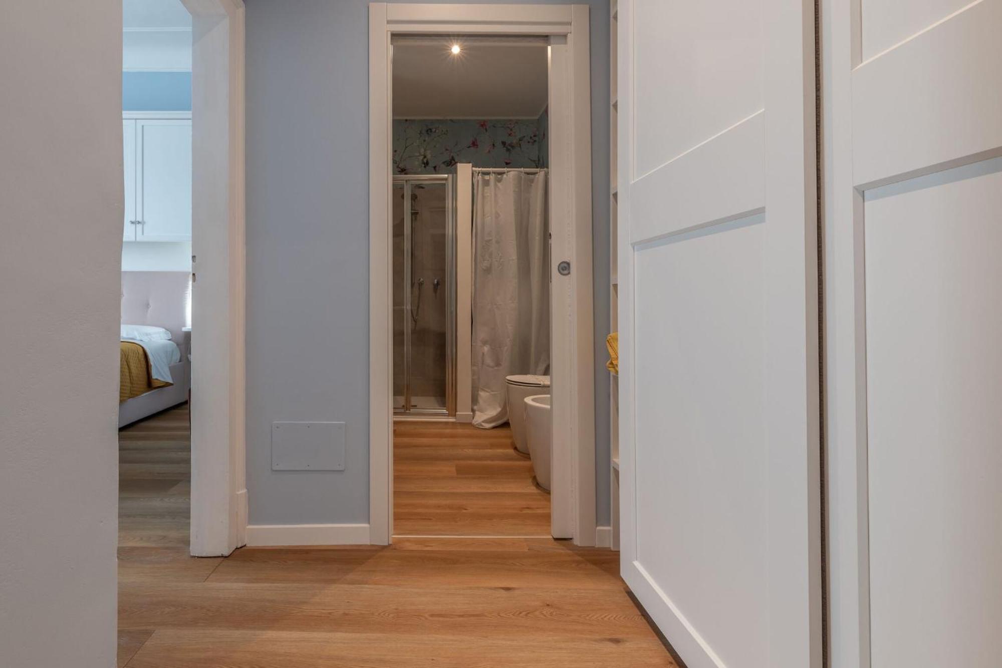 Italian Experience- Ancona City Apartment ภายนอก รูปภาพ