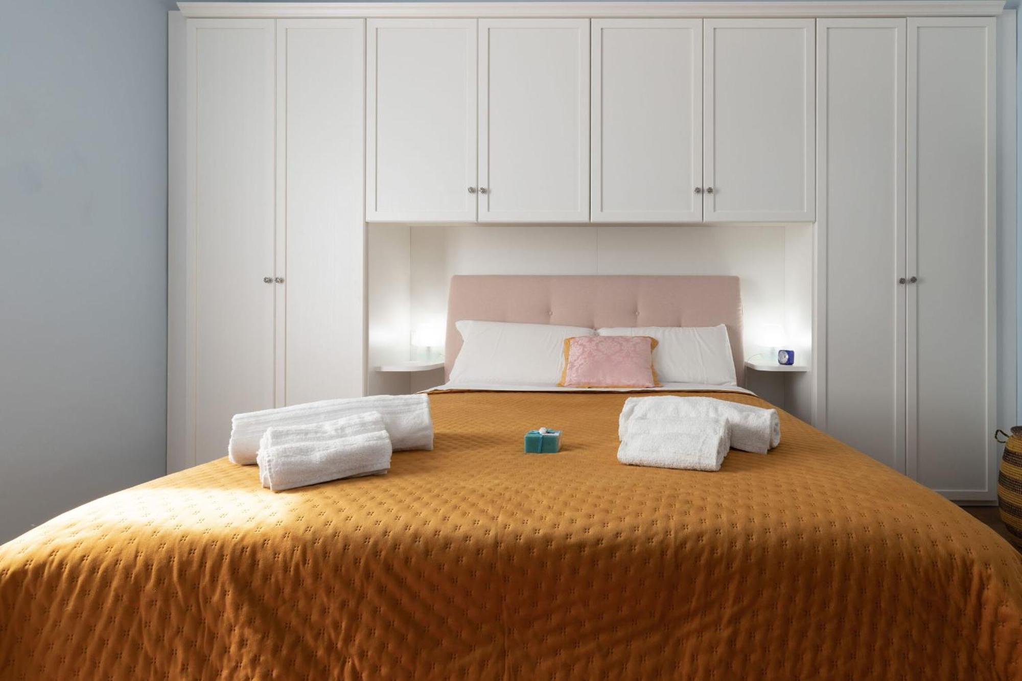 Italian Experience- Ancona City Apartment ภายนอก รูปภาพ